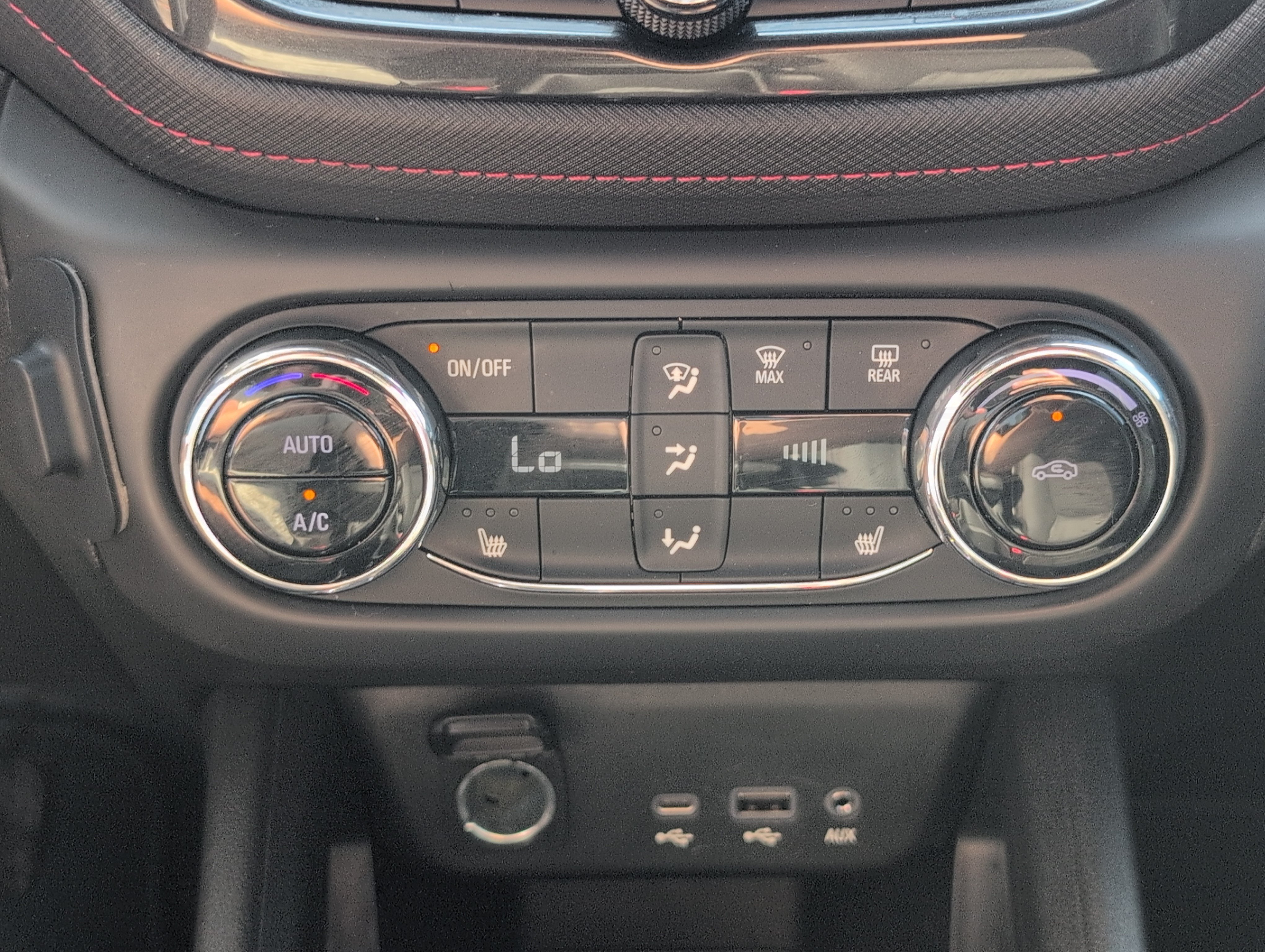 Used 2023 Chevrolet TrailBlazer RS w/ Convenience Package FWD image 20