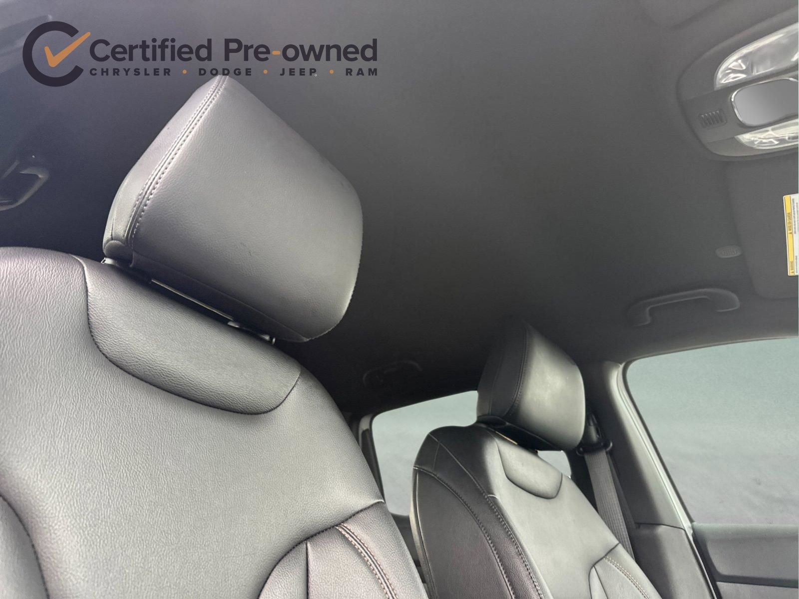 Used 2024 Jeep Compass Limited image 18