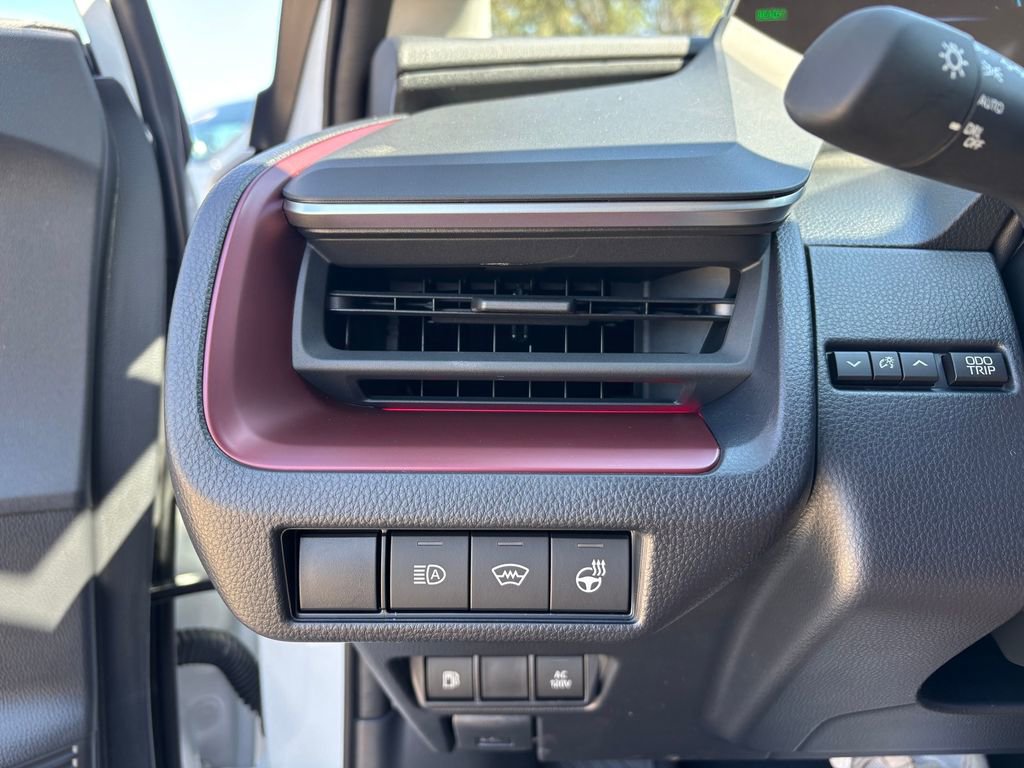 New 2026 Toyota Prius Plug-In Hybrid image 23