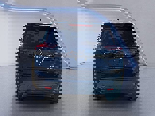 Used 2023 Nissan Rogue SV image 4