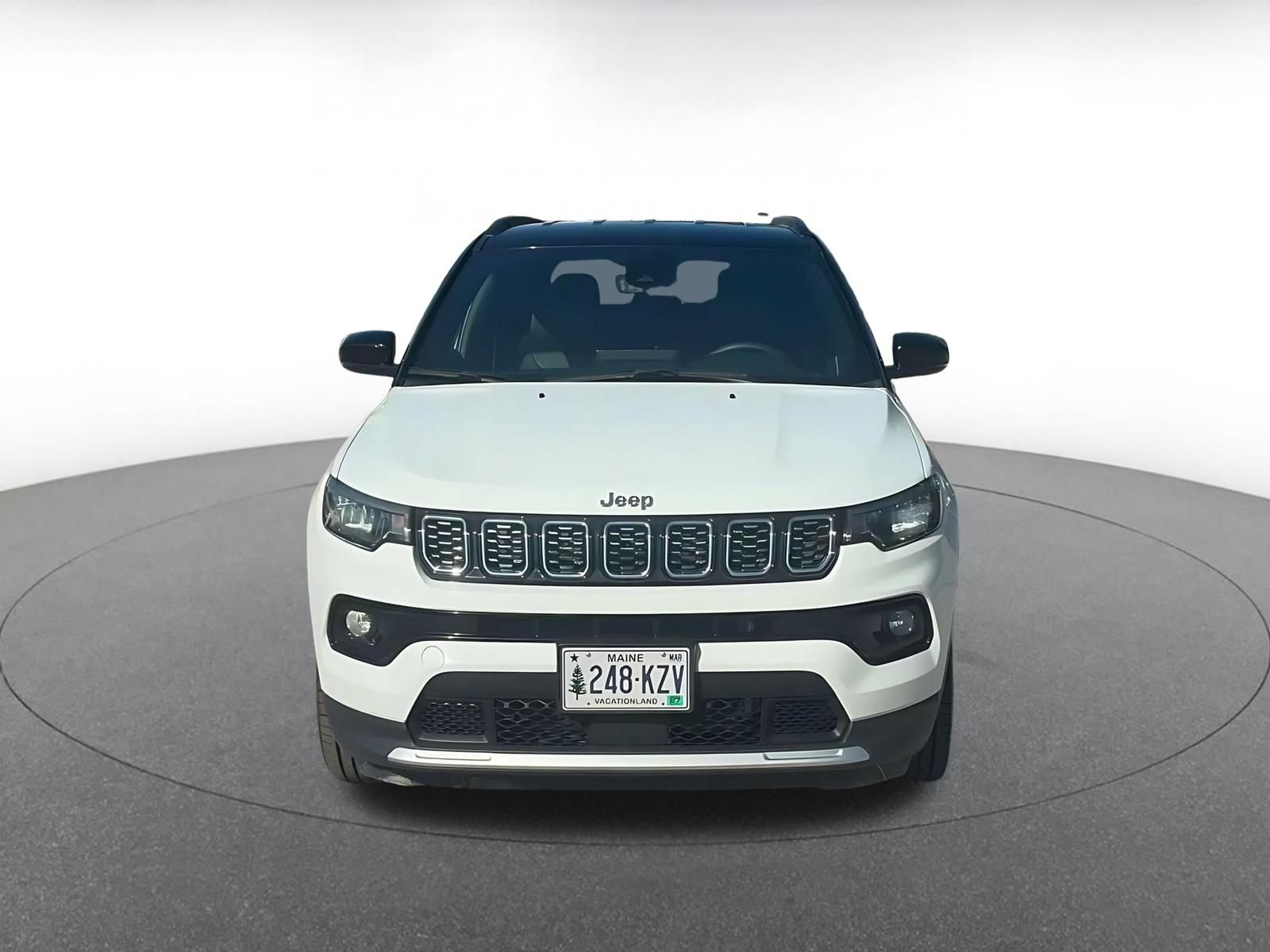 Used 2025 Jeep Compass Limited AWD/4WD image 4