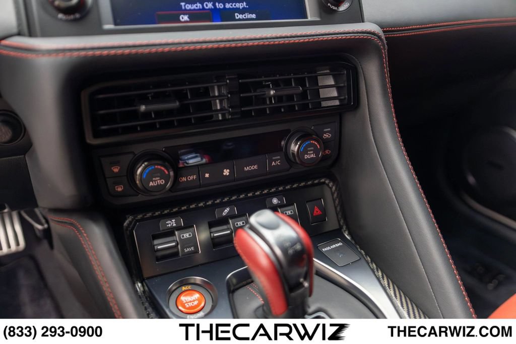 Used 2018 Nissan GT-R NISMO AWD/4WD image 76