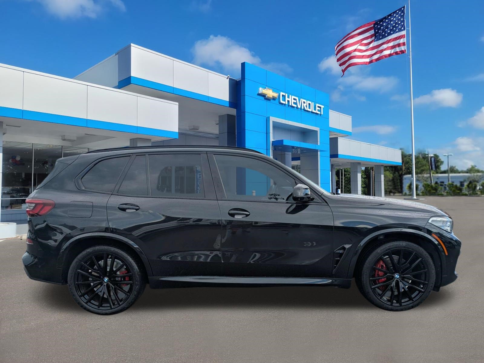 Used 2021 BMW X5 sDrive40i w/ M Sport Package RWD image 2