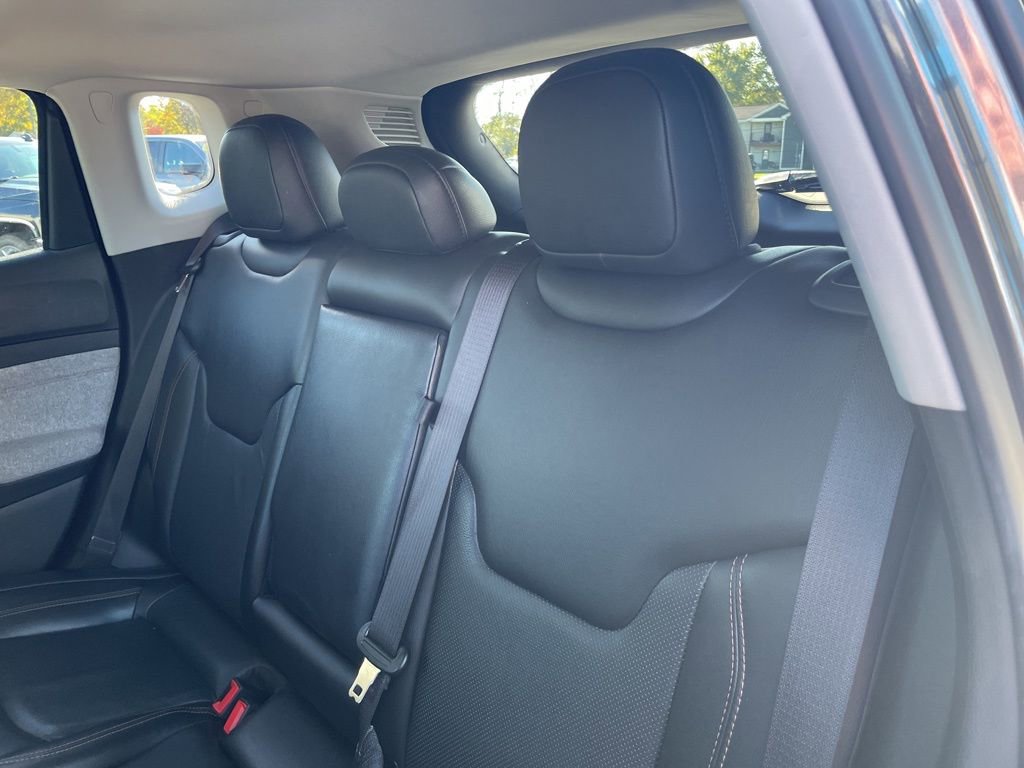 Used 2022 Jeep Compass Latitude image 40