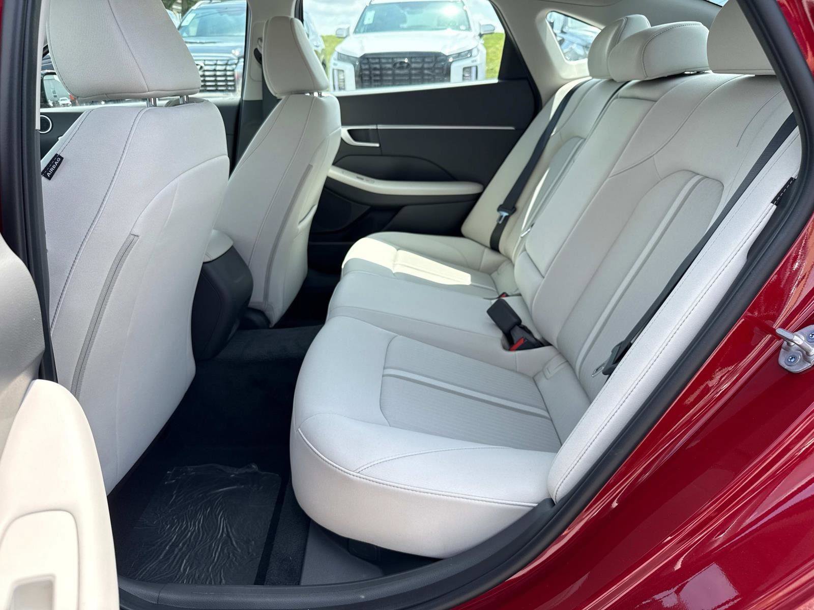 New 2025 Hyundai Sonata SEL image 10