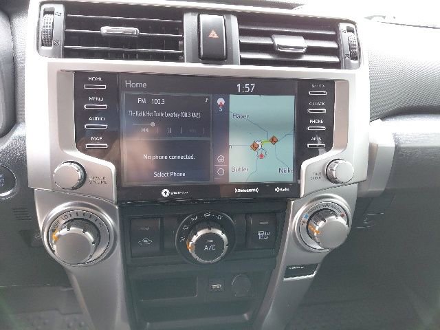 Used 2023 Toyota 4Runner SR5 Premium w/ Moonroof Package AWD/4WD image 19