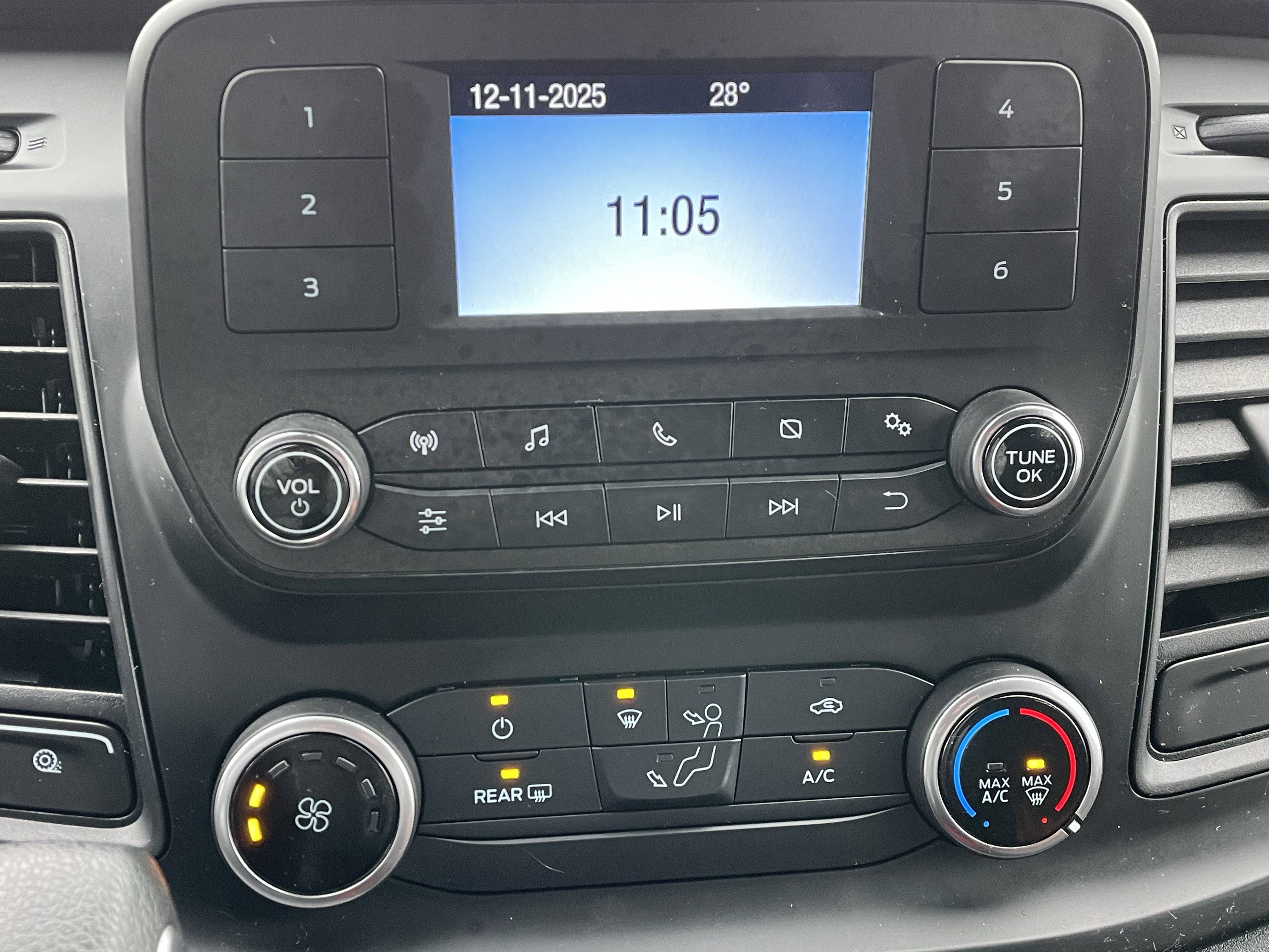 Used 2024 Ford Transit 250 Low Roof w/ Exterior Upgrade Package image 27