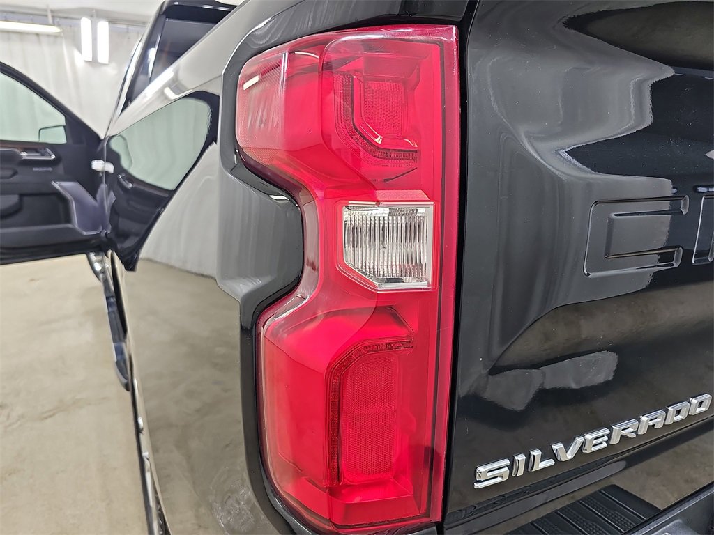 Used 2023 Chevrolet Silverado 1500 High Country w/ High Country Premium Package image 41