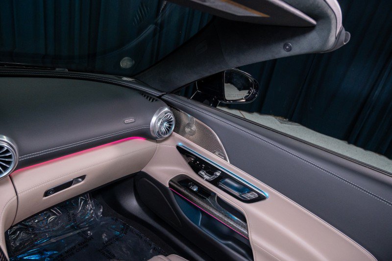 New 2026 Mercedes-Benz SL 63 AMG S e Performance 4MATIC image 29