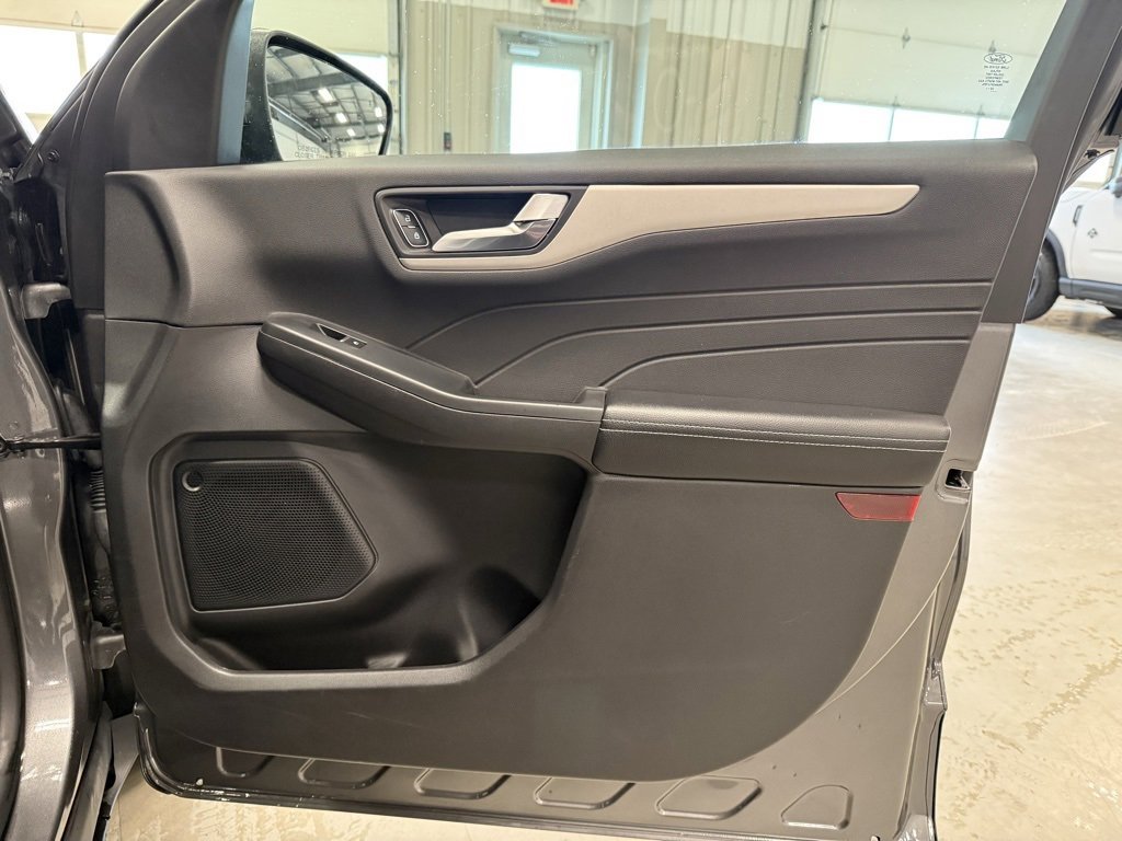 Certified 2022 Ford Escape SEL image 13