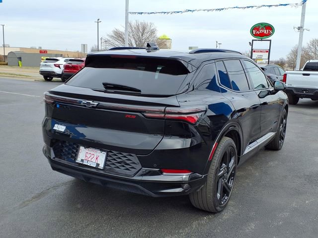 Used 2024 Chevrolet Equinox EV RS image 3