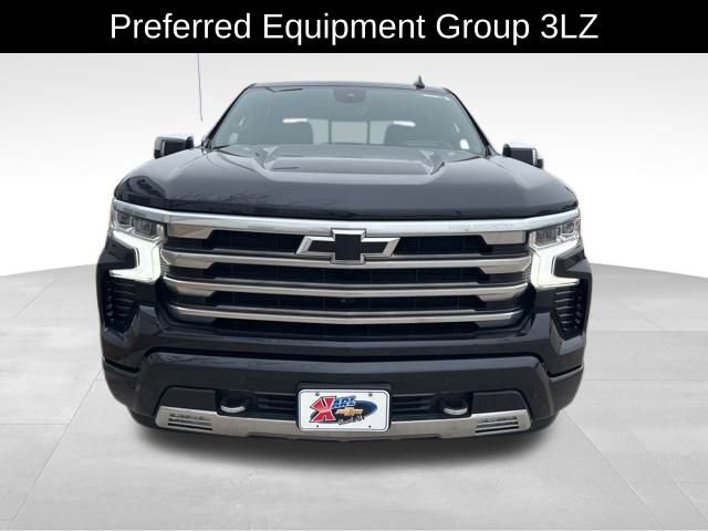 Used 2023 Chevrolet Silverado 1500 High Country w/ Technology Package image 2