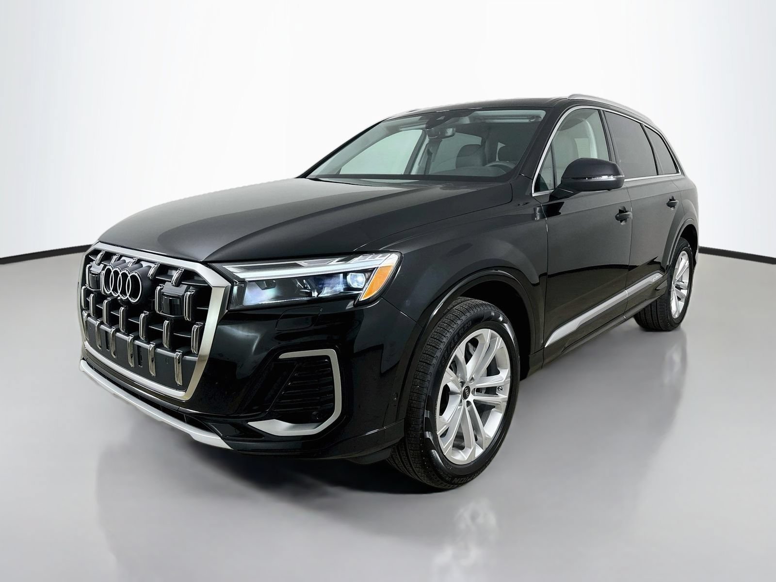 New 2026 Audi Q7 2.0T Premium Plus