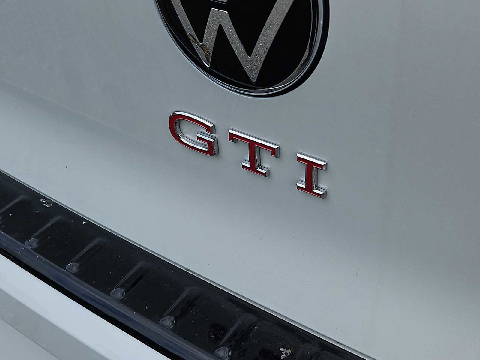 New 2025 Volkswagen GTI SE FWD image 4