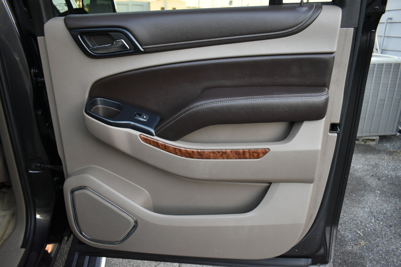 Used 2015 Chevrolet Suburban LTZ image 37