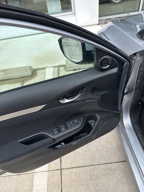 Used 2019 Honda Civic EX image 12