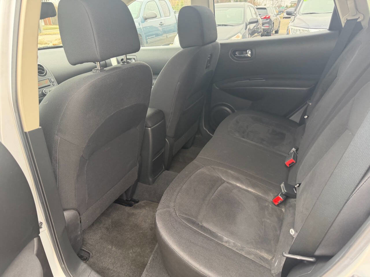 Used 2010 Nissan Rogue S w/ 360 Degree Value Pkg image 11