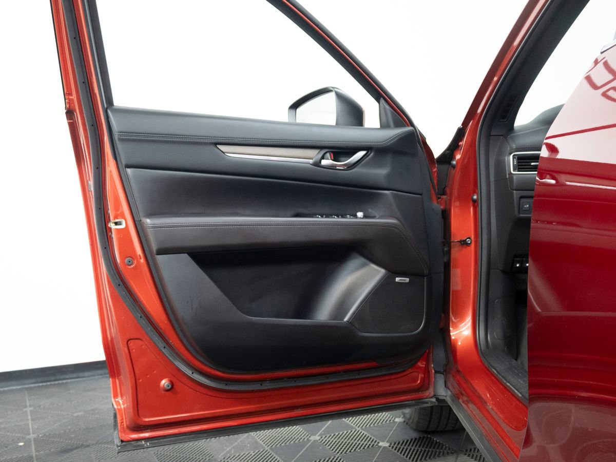 Used 2019 MAZDA CX-5 Signature image 11