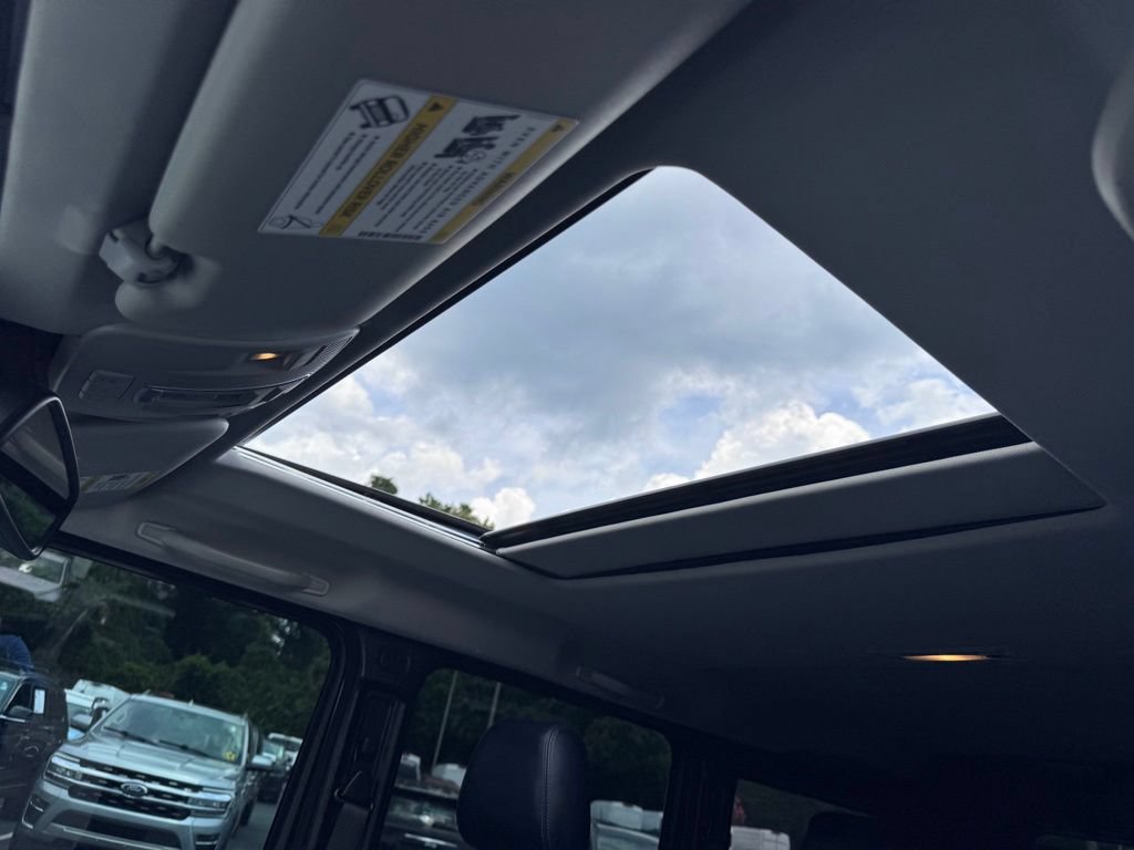 Used 2018 Mercedes-Benz G 550 image 12
