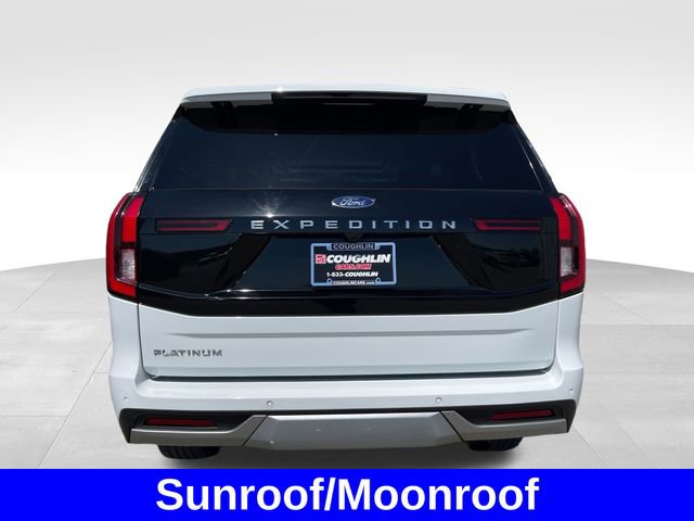 Used 2025 Ford Expedition Platinum AWD/4WD image 4