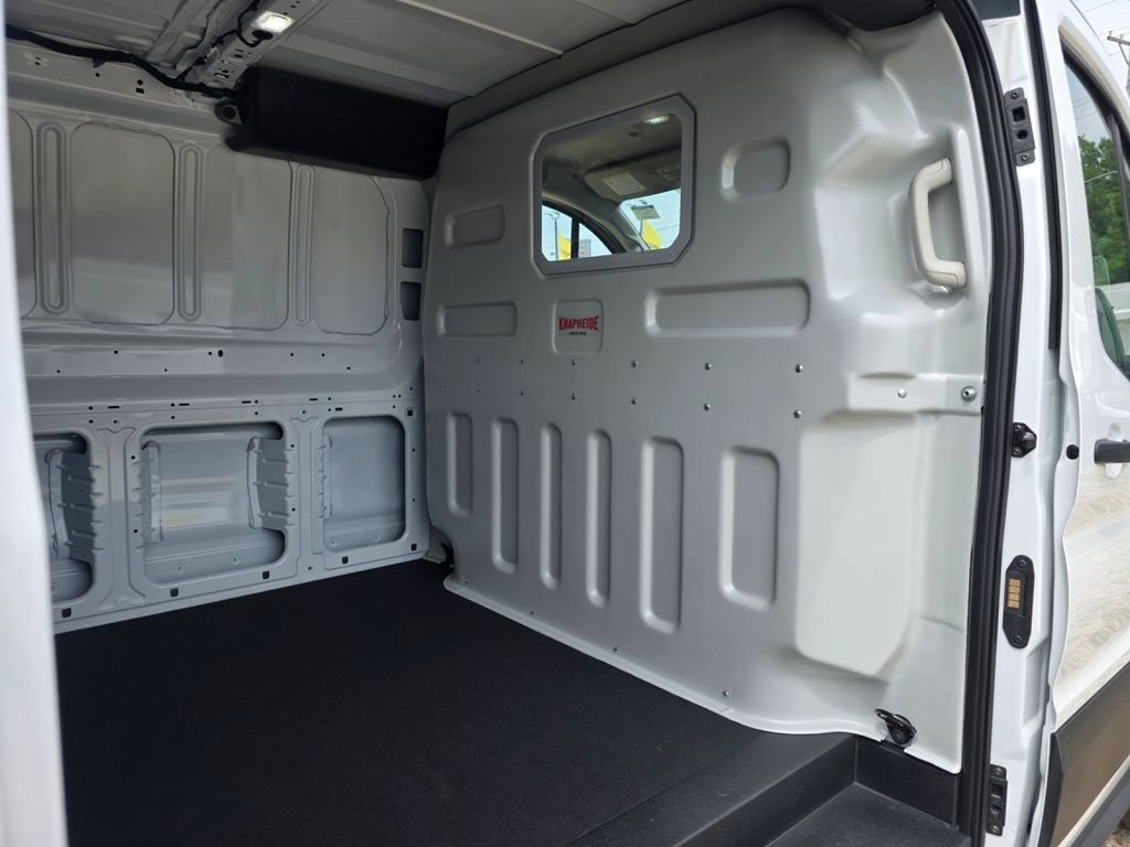 New 2026 Ford Transit 250 Low Roof RWD image 22