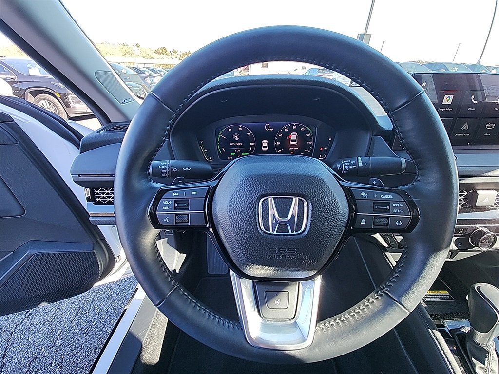 Used 2025 Honda Accord Touring image 17