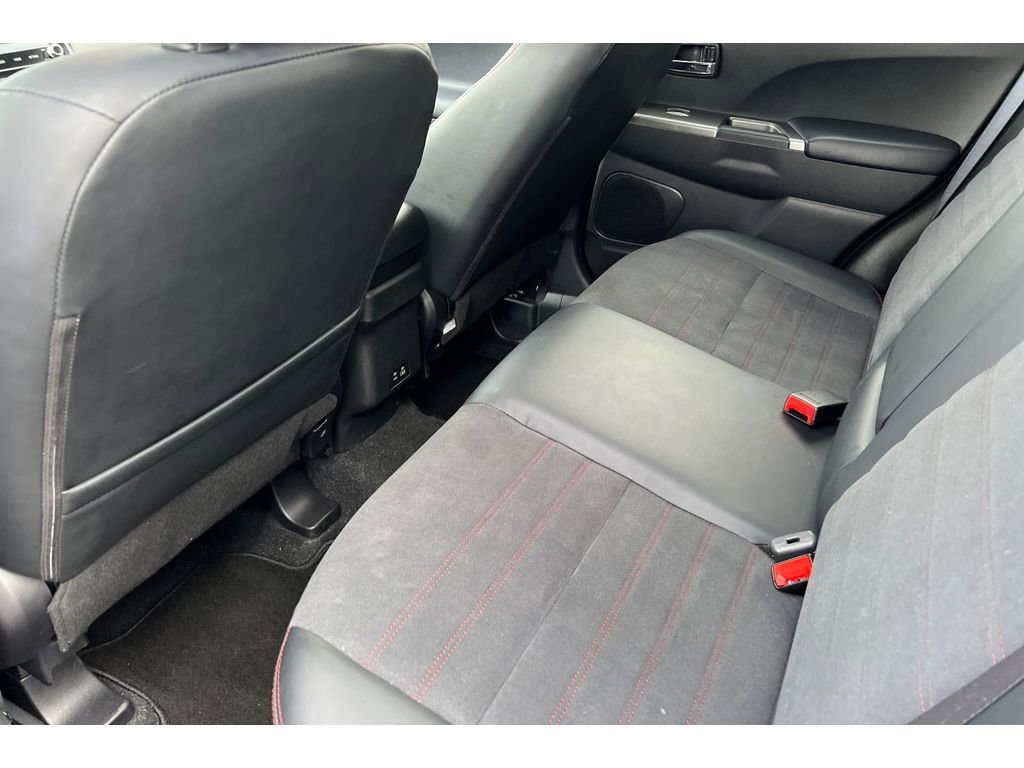 Used 2024 Mitsubishi Outlander Sport SE image 14