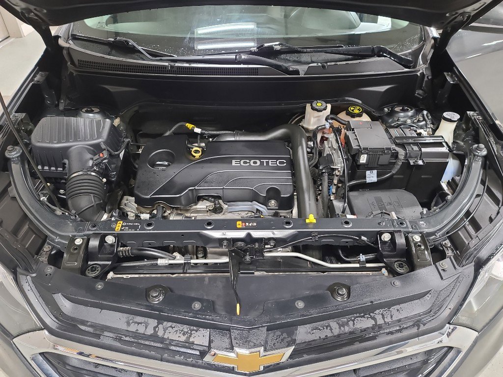 Used 2020 Chevrolet Equinox LT FWD image 16