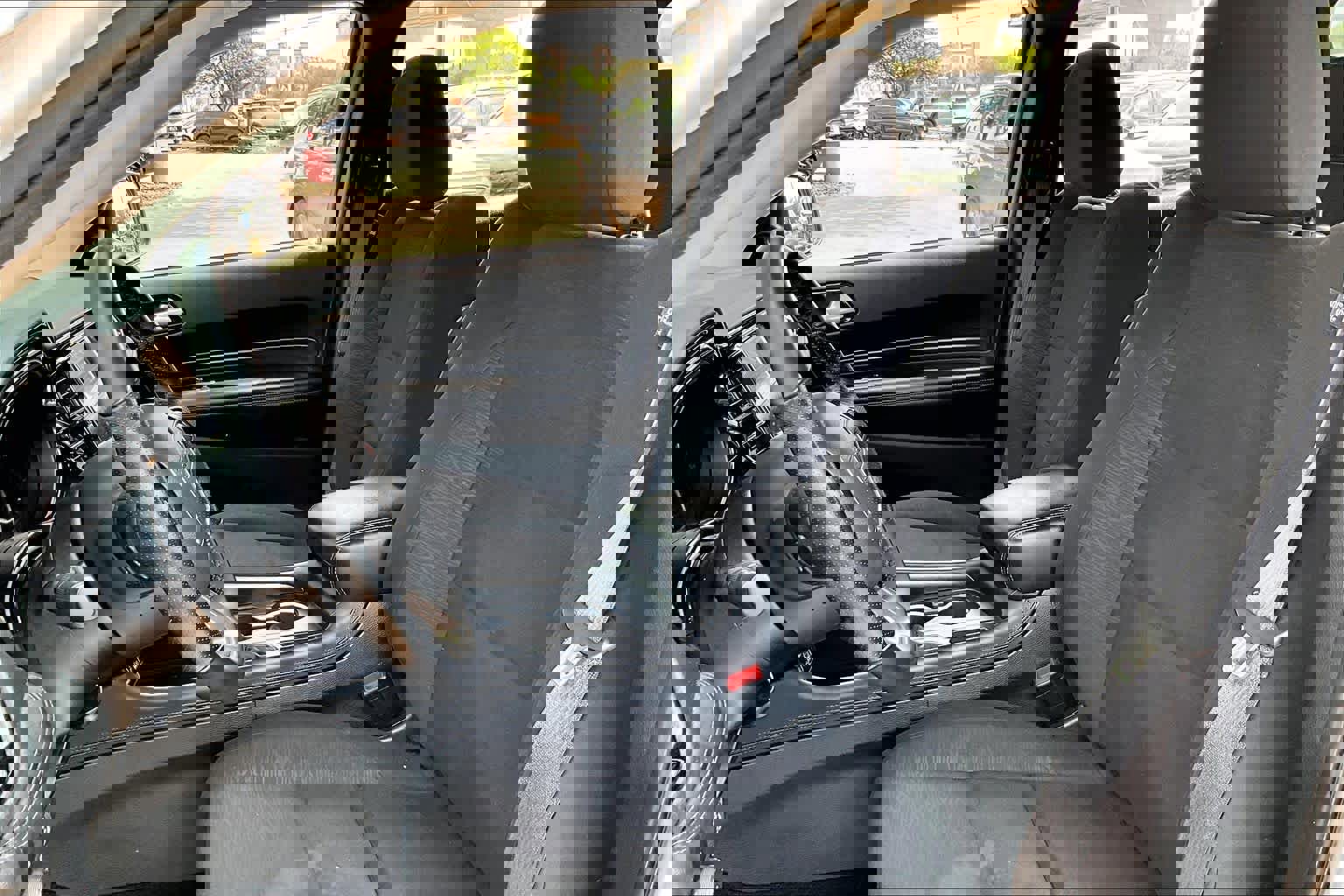 Used 2022 Dodge Durango SXT image 8