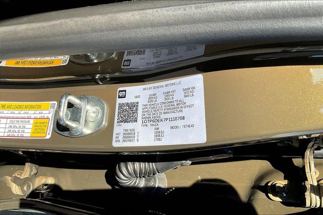 Used 2023 GMC Canyon AT4 image 14