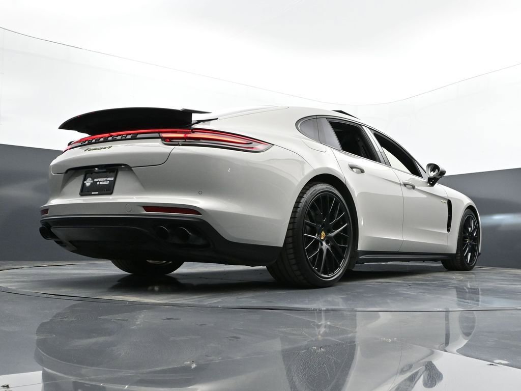Used 2020 Porsche Panamera 4 image 60