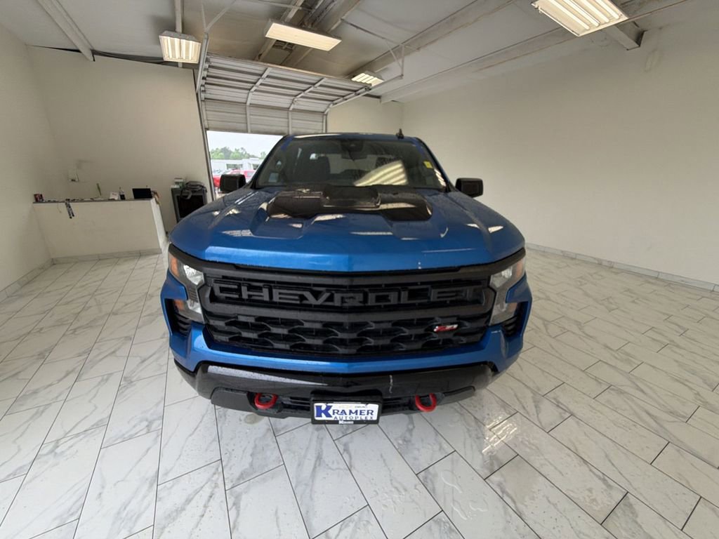 Used 2022 Chevrolet Silverado 1500 Custom Trail Boss AWD/4WD image 3