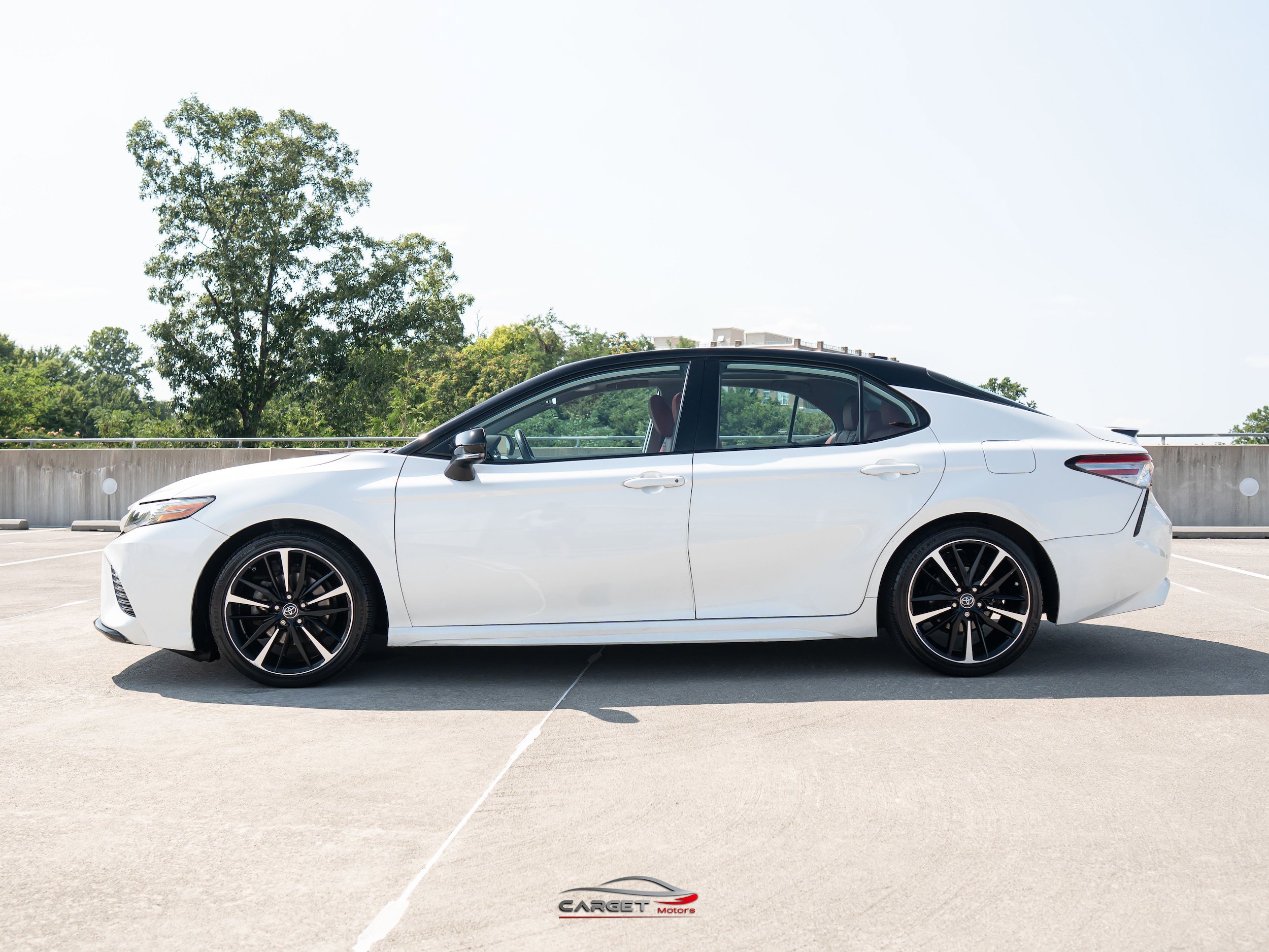 Used 2019 Toyota Camry XSE w/ Carpet Mat Package FWD image 4