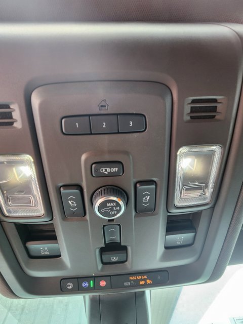 Used 2022 GMC Yukon XL Denali image 19