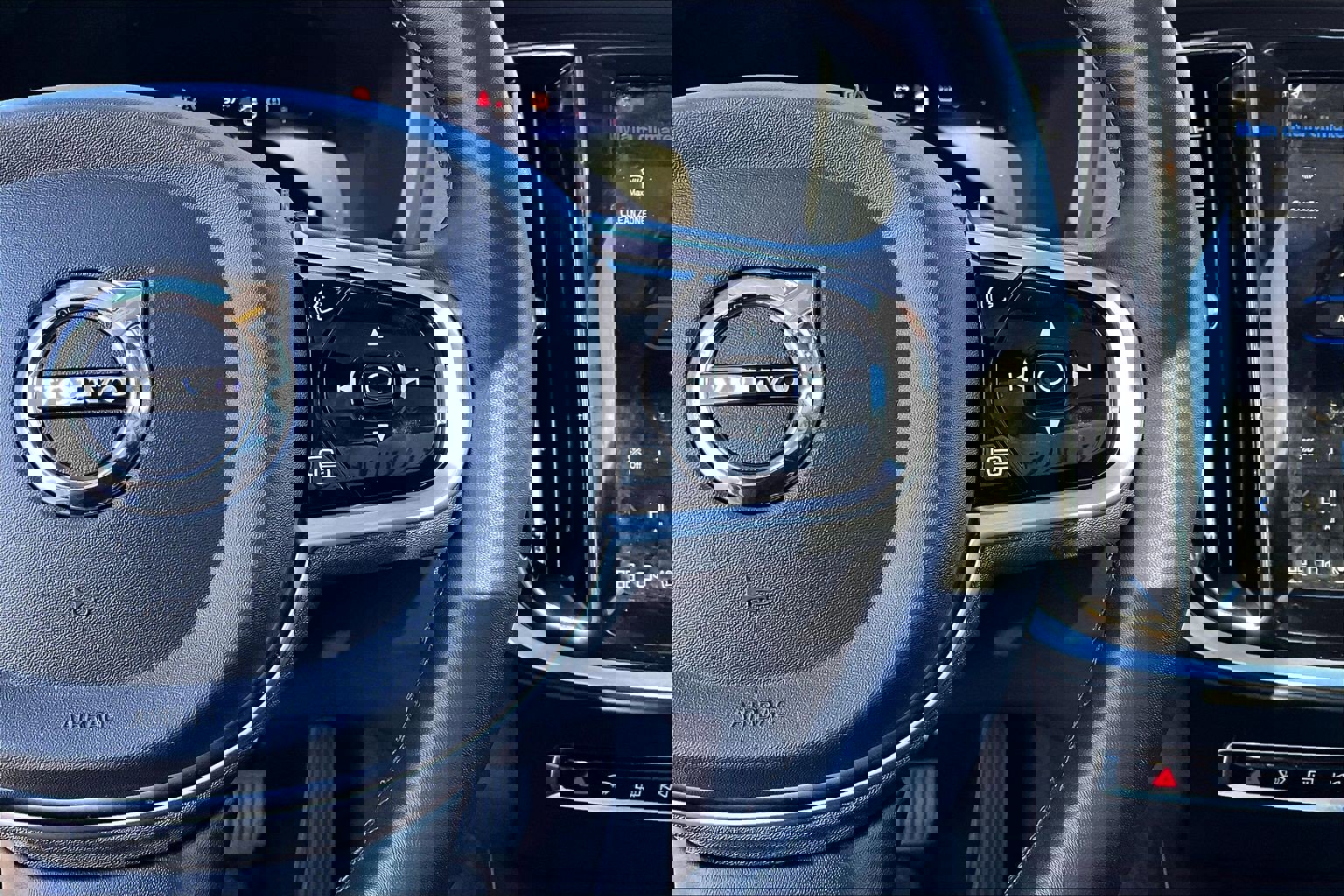 Used 2024 Volvo S60 B5 Plus image 13