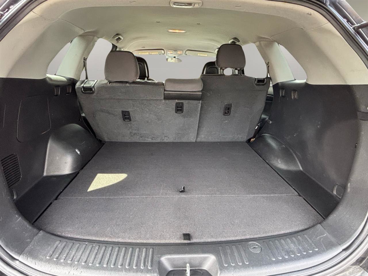 Used 2012 Kia Sorento FWD image 16