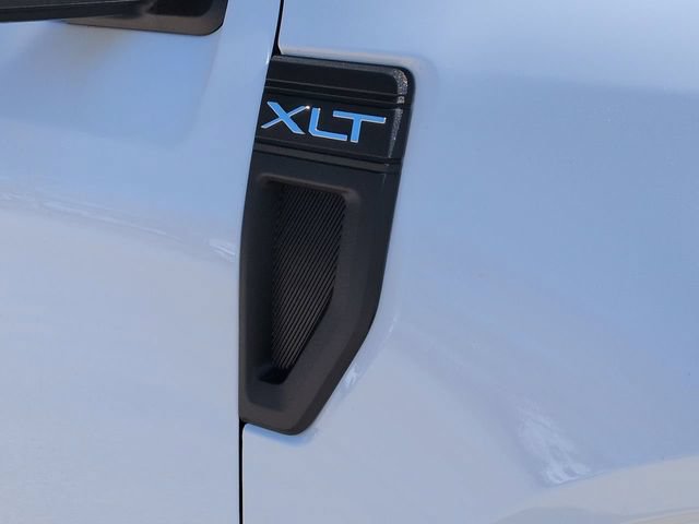 New 2026 Ford Maverick XLT w/ XLT Luxury Package AWD/4WD image 12