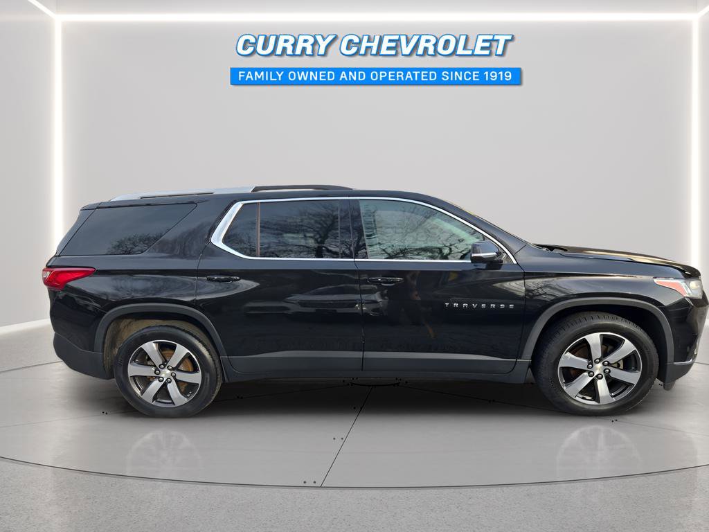 Used 2018 Chevrolet Traverse LT image 22