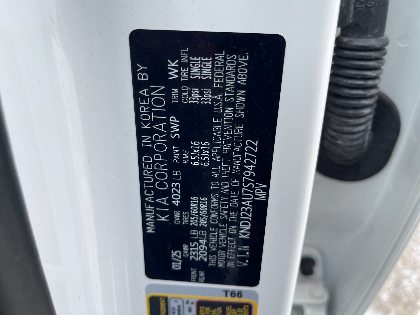 Used 2025 Kia Soul LX image 29