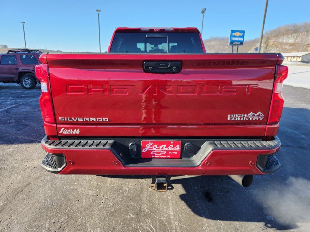 Used 2021 Chevrolet Silverado 2500 High Country image 4