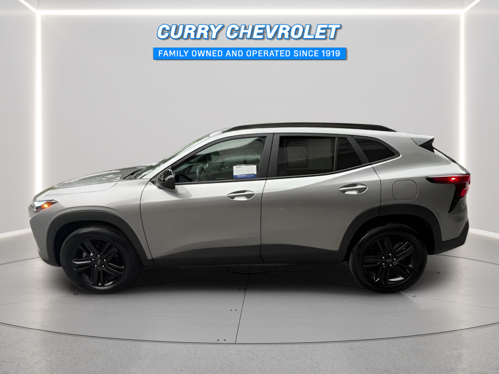 Used 2024 Chevrolet Trax ACTIV w/ Sunroof Package FWD image 7