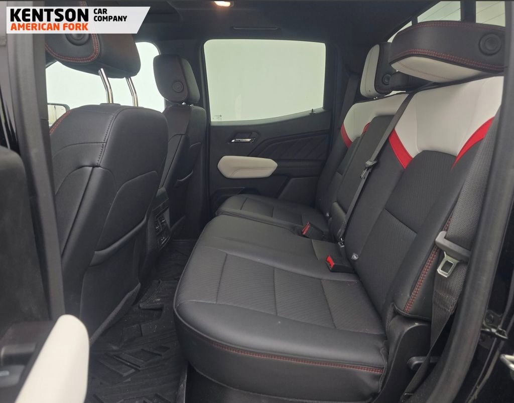 Used 2024 GMC Canyon AT4X AWD/4WD image 7