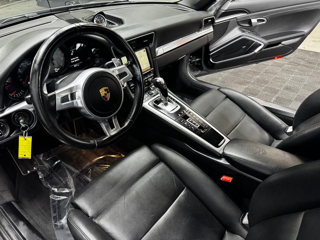 Used 2016 Porsche 911 Carrera S RWD image 30