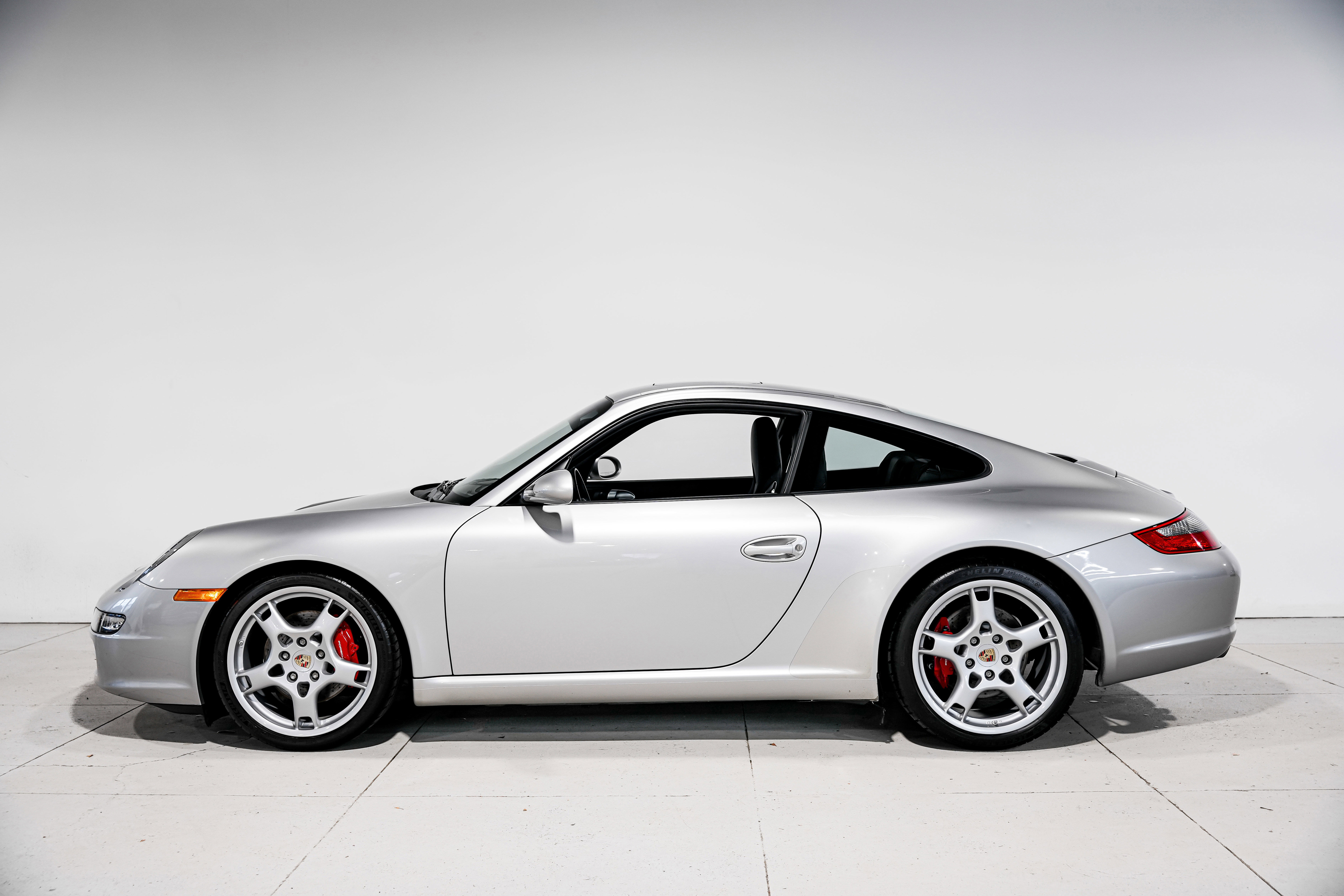Used 2006 Porsche 911 Carrera S image 7