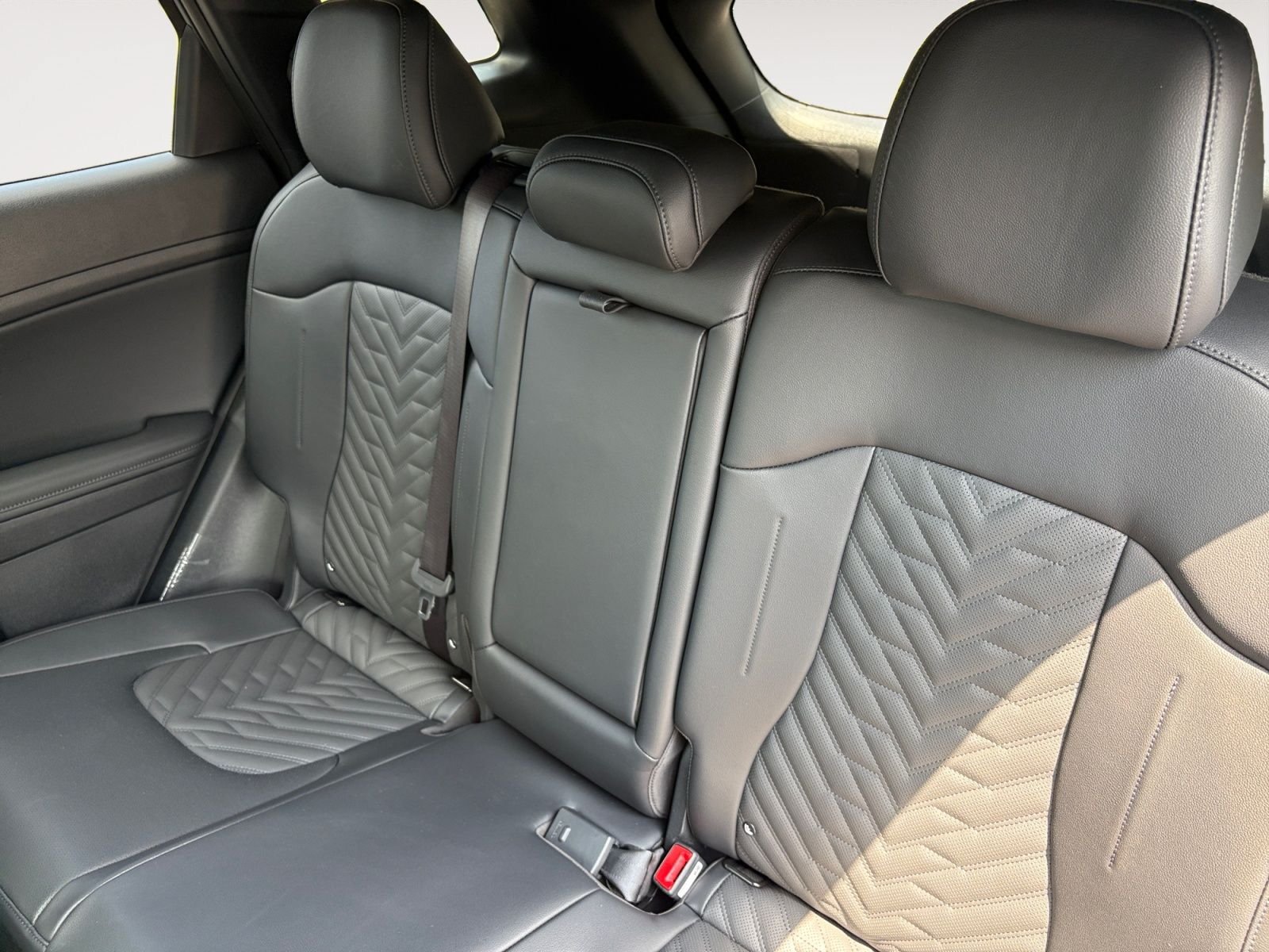 New 2027 Kia Sportage X-Line AWD/4WD image 13