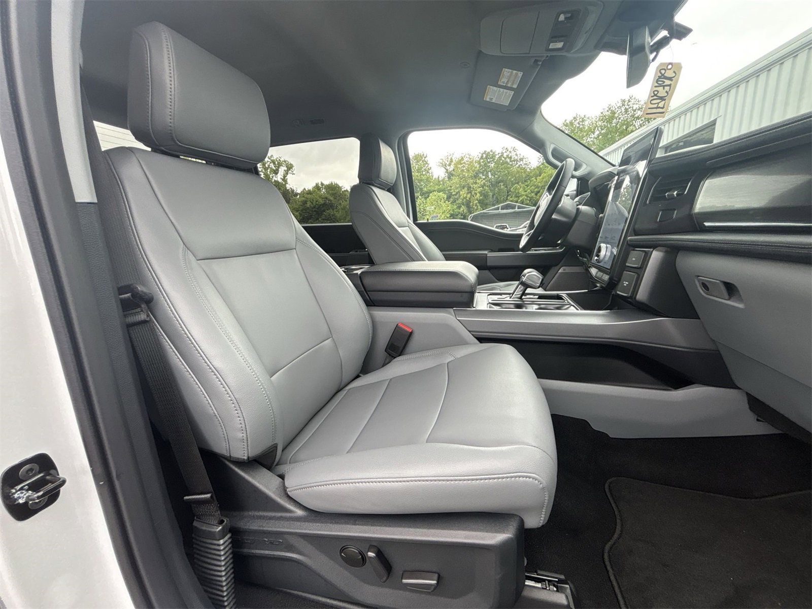 New 2025 Ford F150 Lightning Flash image 25