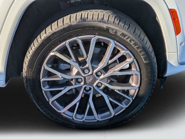 Used 2022 Jeep Grand Cherokee L Summit image 8