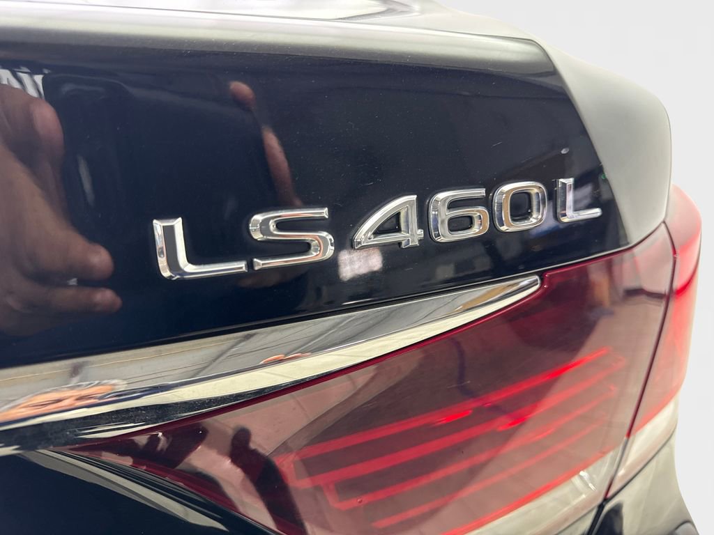 Used 2013 Lexus LS 460 L w/ Preferred Accessory Package image 23
