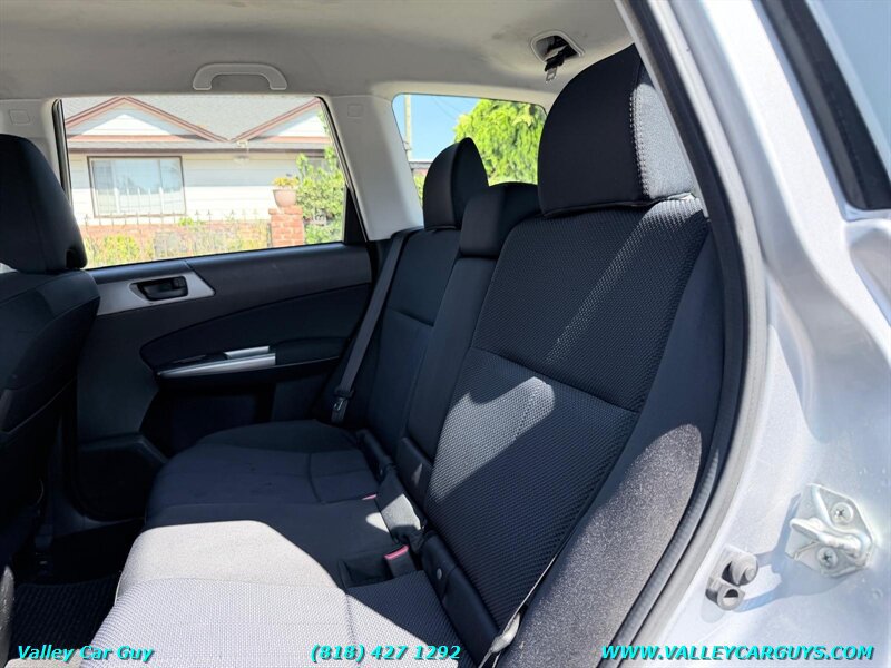 Used 2012 Subaru Forester 2.5X w/ Alloy Wheel Pkg AWD/4WD image 19