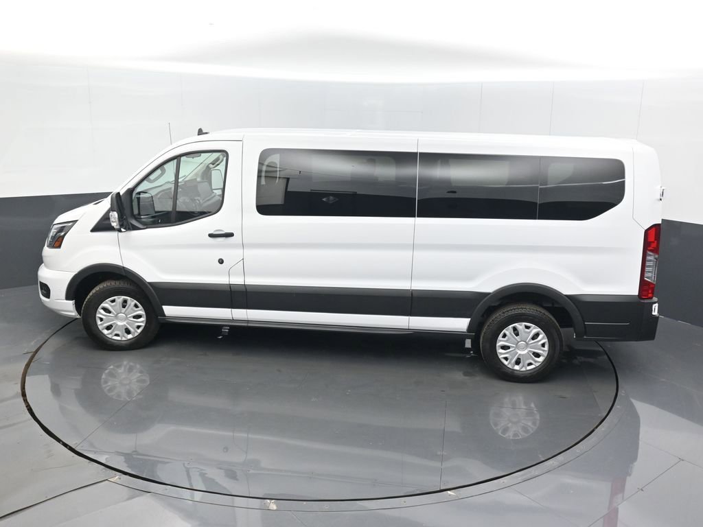 Used 2023 Ford Transit 350 XLT image 37